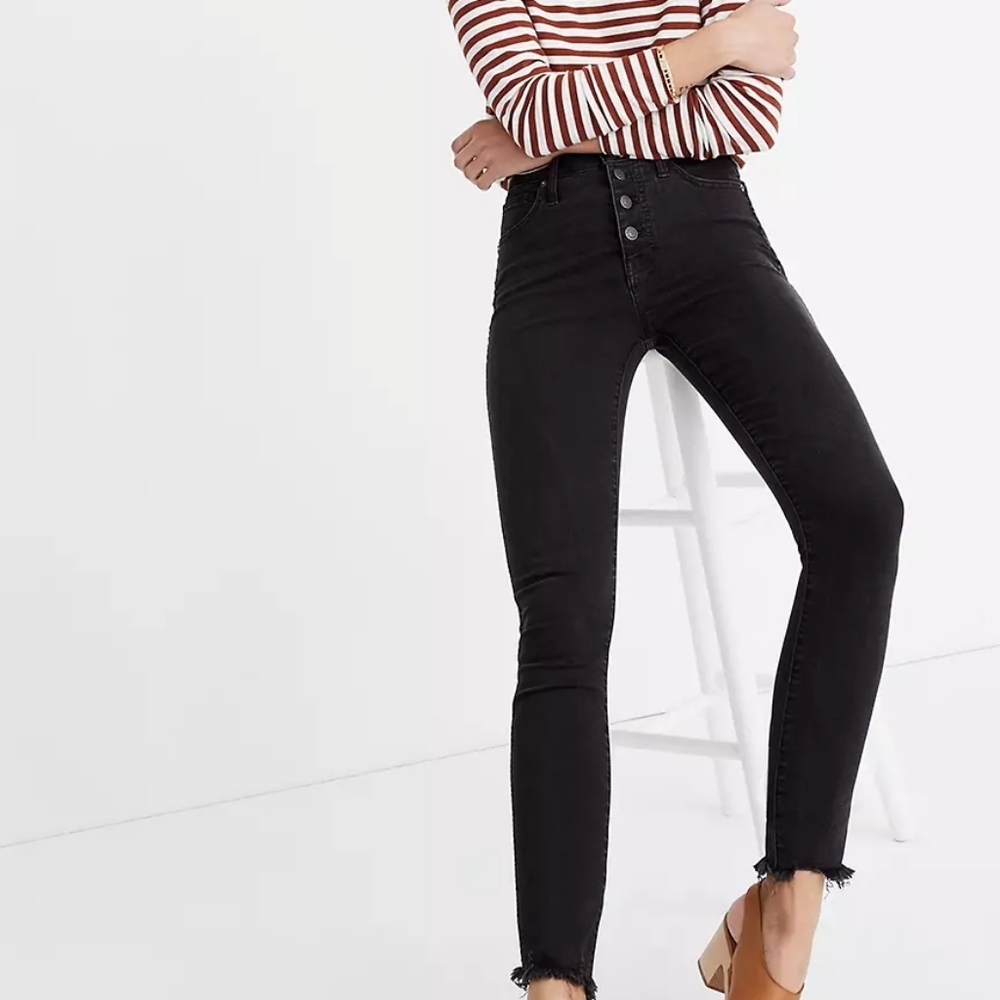 Madewell 10" High-Rise Skinny Jeans in Berkeley Black: Button-Through Edition